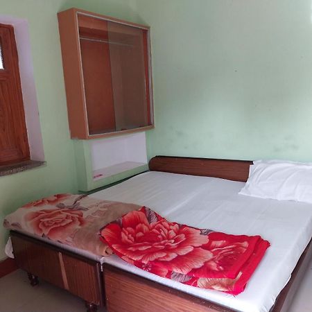 Hotel Mamata ราจกี ภายนอก รูปภาพ