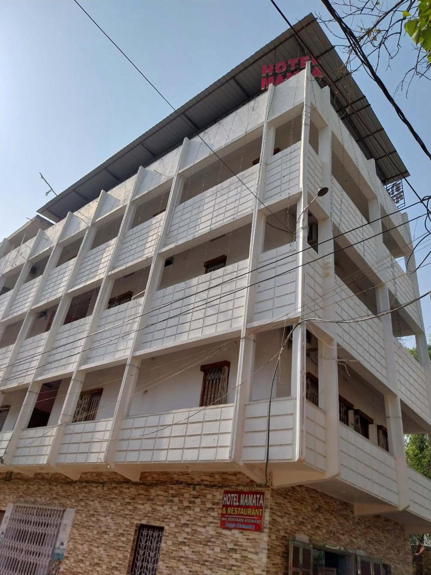 Hotel Mamata ราจกี ภายนอก รูปภาพ