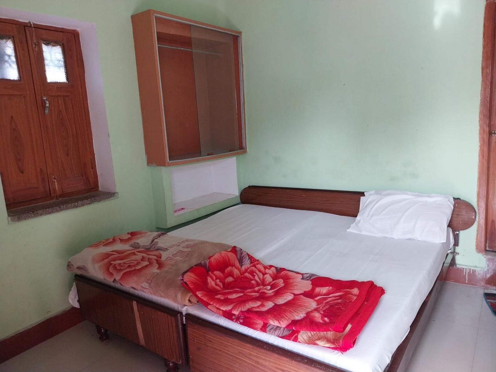 Hotel Mamata ราจกี ภายนอก รูปภาพ
